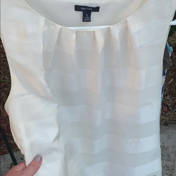 LNWT CREAM COLORED NAUTICA TOP - Picture 2 of 8